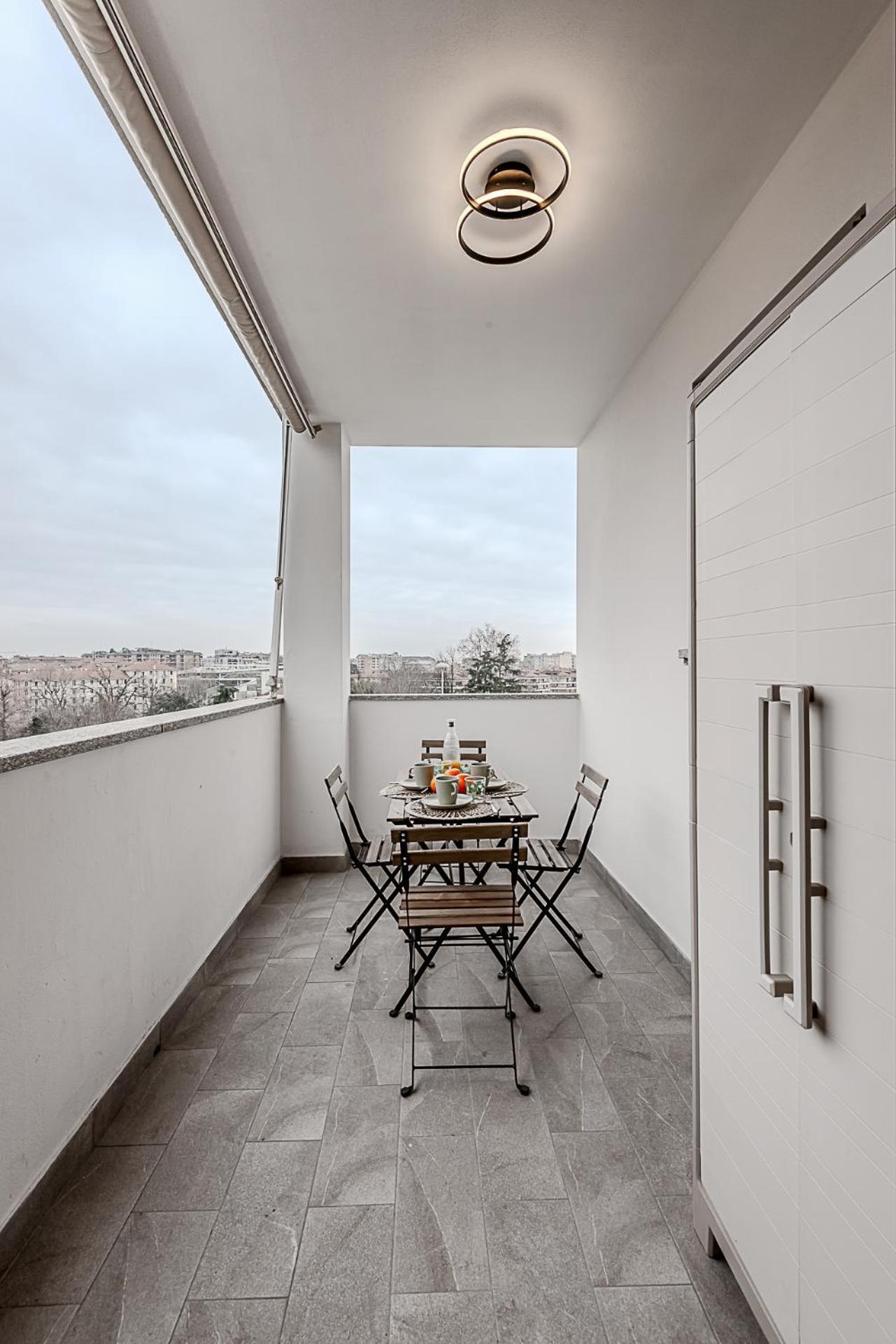Stayeasy Argelati40 - Penthouse With 2 Bedrooms, 2 Bathrooms And Terrace - Navigli Milan Exterior photo